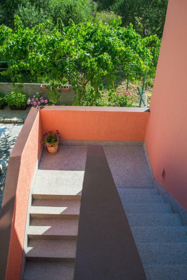 Javoran Zvonko Banjol 690A Apartman Kültér fotó